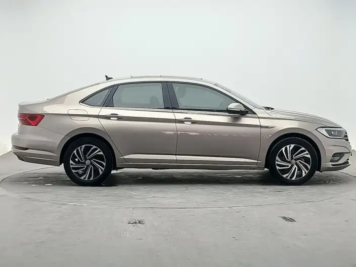 Volkswagen Sagitar 2022 Model 200TSI DSG Flying Version – фото 8