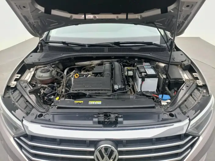 Volkswagen Sagitar 2022 Model 200TSI DSG Flying Version – фото 10
