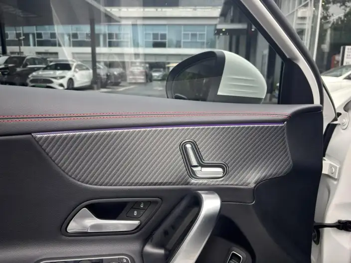 Mercedes-Benz A-class 2023 Model A 200 L Sports sedan Fashion Edition – фото 6