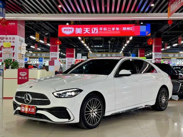 Mercedes-Benz C-Class 2024 Model C 200 L Sports Edition – фото 1