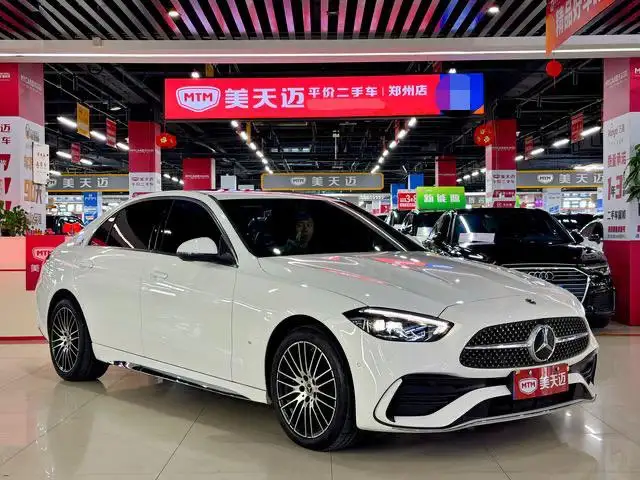 Mercedes-Benz C-Class 2024 Model C 200 L Sports Edition – фото 3