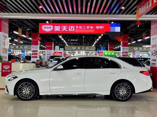 Mercedes-Benz C-Class 2024 Model C 200 L Sports Edition – фото 4