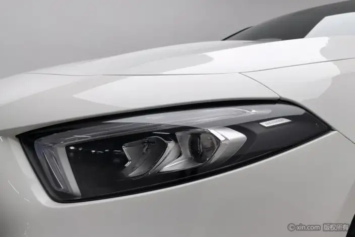 Mercedes-Benz A-class 2022 Model Facelift II A 200 L Sports sedan Fashion Edition – фото 7