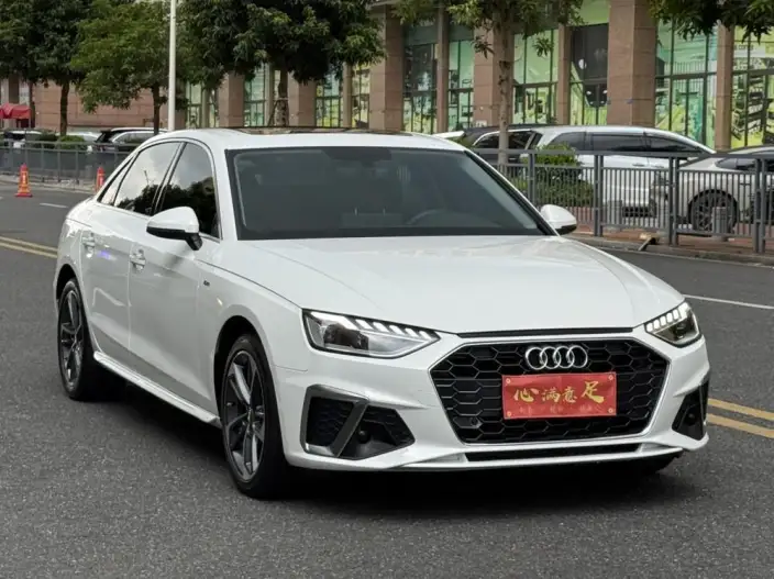 Audi A4 L 2020 Model 40 TFSI Fashion Dynamic Model – фото 3