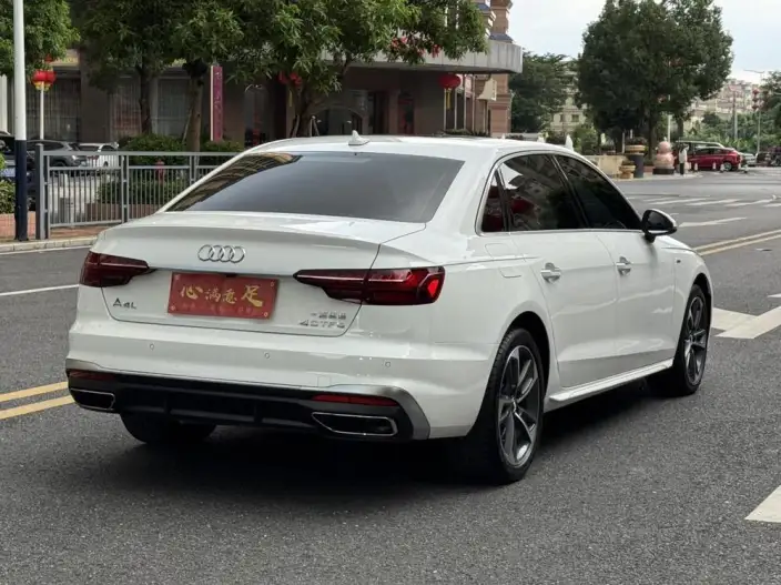 Audi A4 L 2020 Model 40 TFSI Fashion Dynamic Model – фото 7