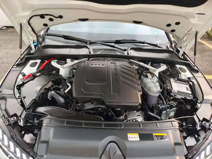 Audi A4 L 2020 Model 40 TFSI Luxury Dynamic Model – фото 6