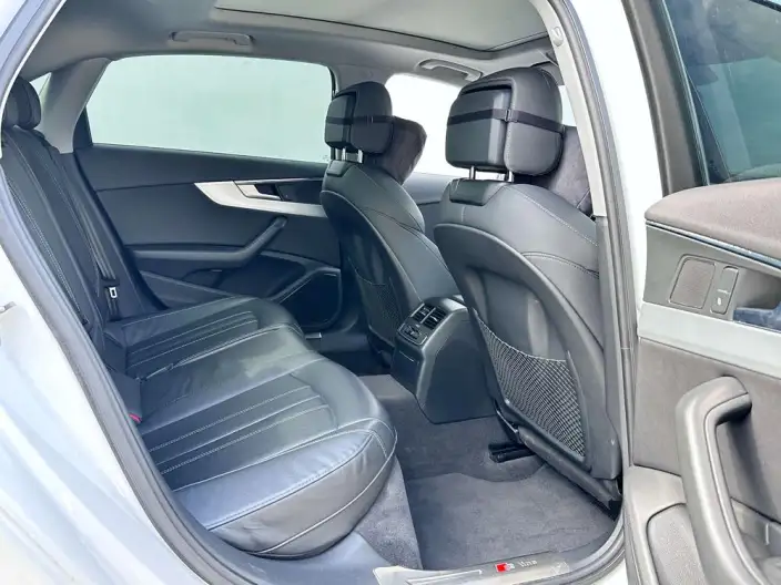 Audi A4 L 2020 Model 40 TFSI Luxury Dynamic Model – фото 9