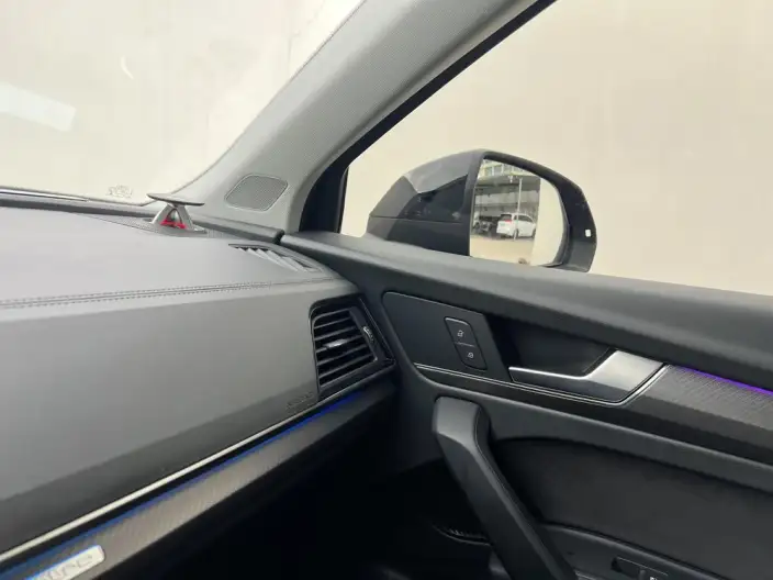Audi Q5L 2022 Model 40T Fashion Dynamic Model – фото 8
