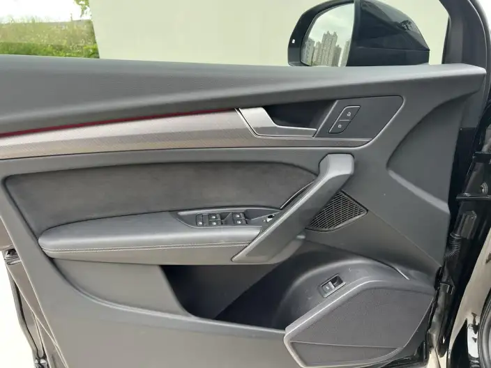 Audi Q5L 2022 Model 40T Fashion Dynamic Model – фото 9