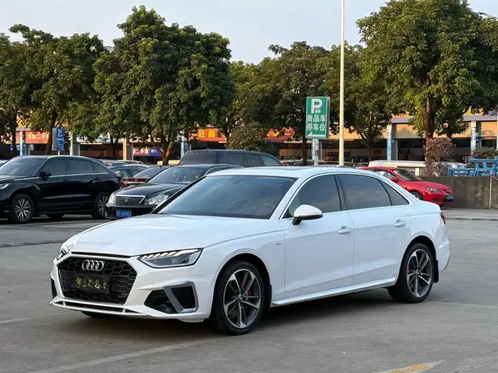 Audi A4 L 2020 Model 40 TFSI Fashion Dynamic Model – фото 1