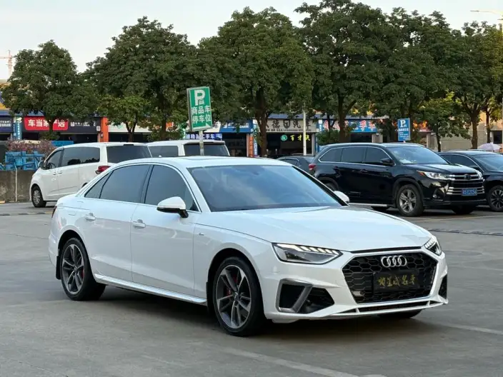 Audi A4 L 2020 Model 40 TFSI Fashion Dynamic Model – фото 3