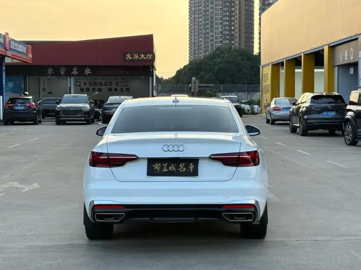 Audi A4 L 2020 Model 40 TFSI Fashion Dynamic Model – фото 5