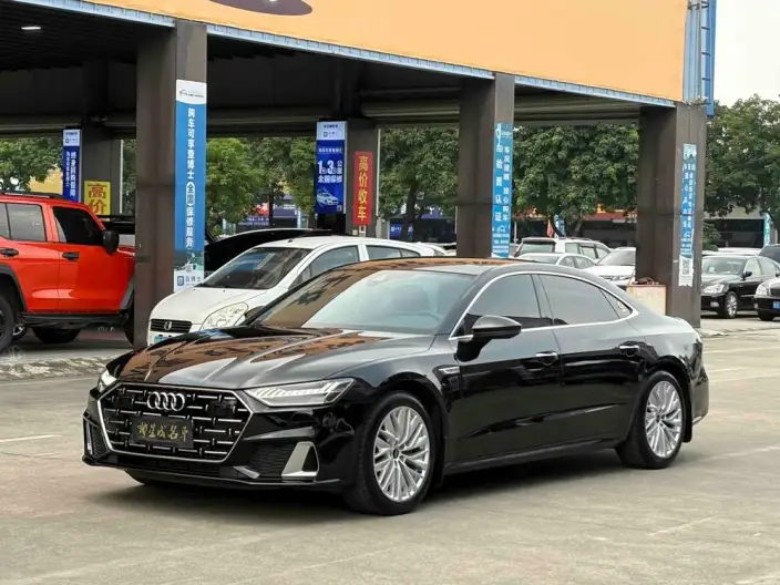 Audi A7 L 2024 Model 45 TFSI Luxury Model – фото 1