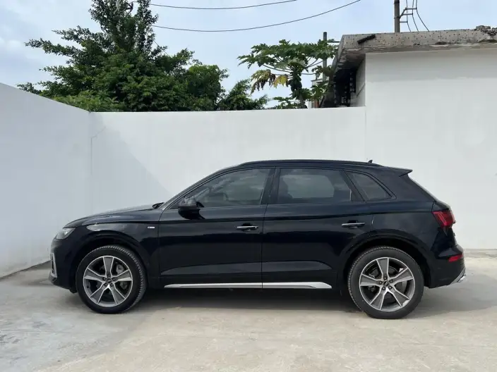 Audi Q5L 2022 Model Facelift 45T Luxury Dynamic Model – фото 3