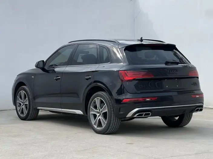 Audi Q5L 2022 Model Facelift 45T Luxury Dynamic Model – фото 4