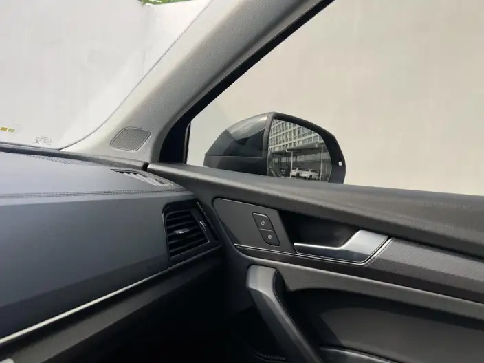 Audi Q5L 2022 Model Facelift 45T Luxury Dynamic Model – фото 8