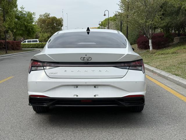 Hyundai Elantra 2021 1.5L CVT GLX Elite – фото 6