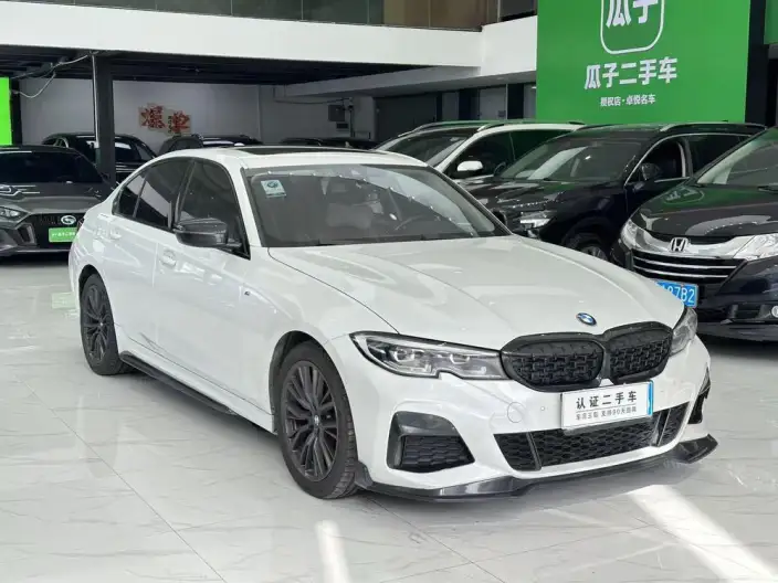 BMW 3 Series 2021 Model 325i M Sports Set – фото 3