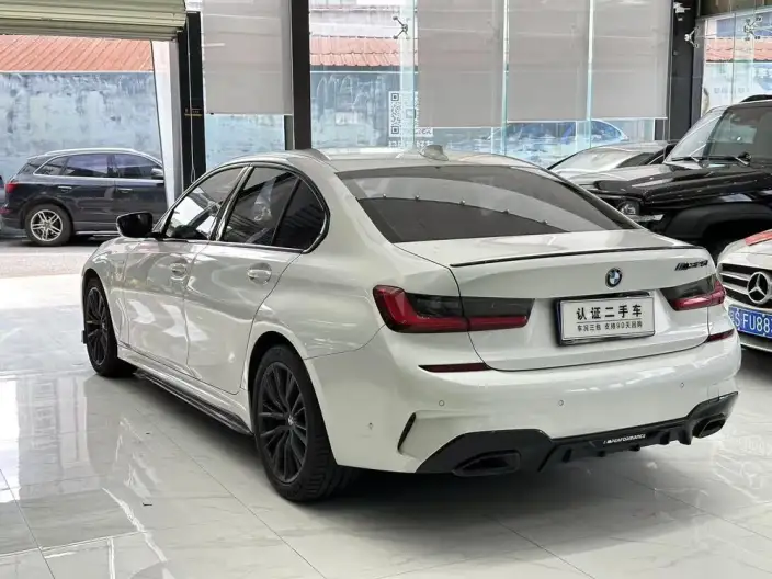 BMW 3 Series 2021 Model 325i M Sports Set – фото 5