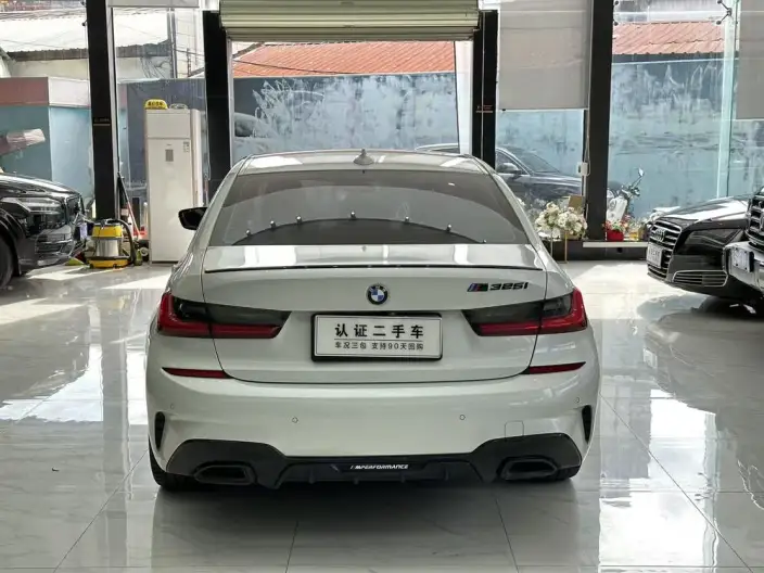 BMW 3 Series 2021 Model 325i M Sports Set – фото 6