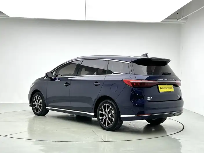 BYD Song MAX DM 2022 Model DM-i 105KM Flagship Model – фото 5