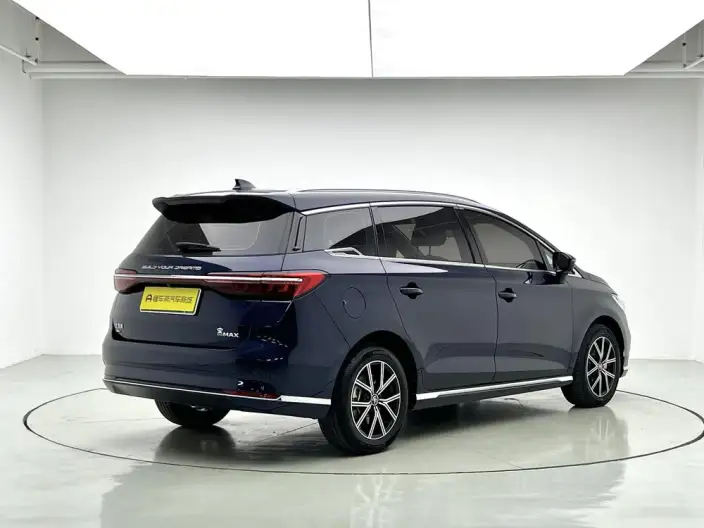 BYD Song MAX DM 2022 Model DM-i 105KM Flagship Model – фото 7