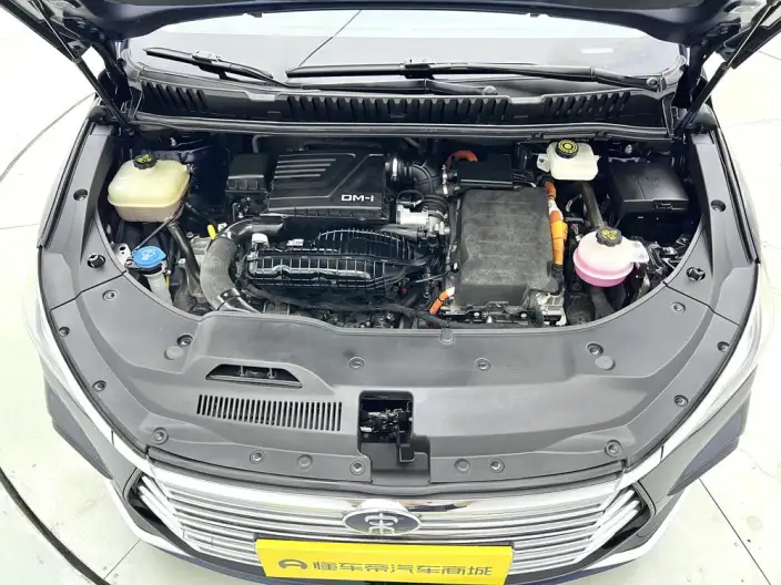 BYD Song MAX DM 2022 Model DM-i 105KM Flagship Model – фото 10