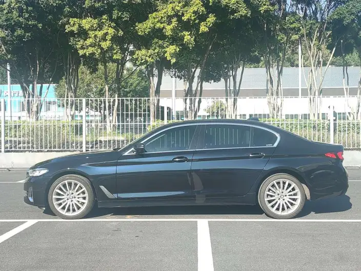 BMW 5 Series 2021 Model 530Li Exclusive Model Luxury Set – фото 4