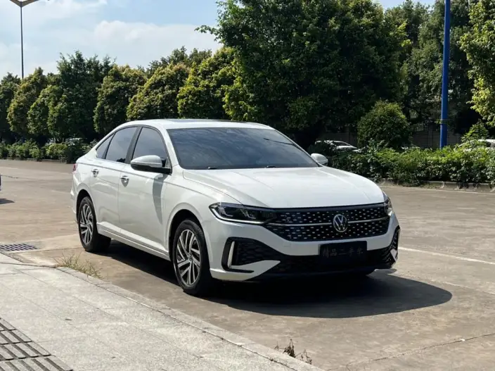 Volkswagen Lavida 2023 Model Facelift 1.5L Automatic Five million editions – фото 3