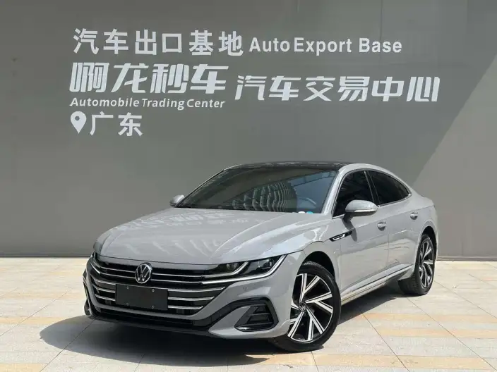 Volkswagen CC 2023 Model 330TSI Dazzling version – фото 1