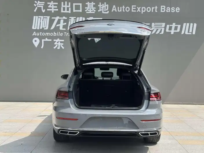 Volkswagen CC 2023 Model 330TSI Dazzling version – фото 6