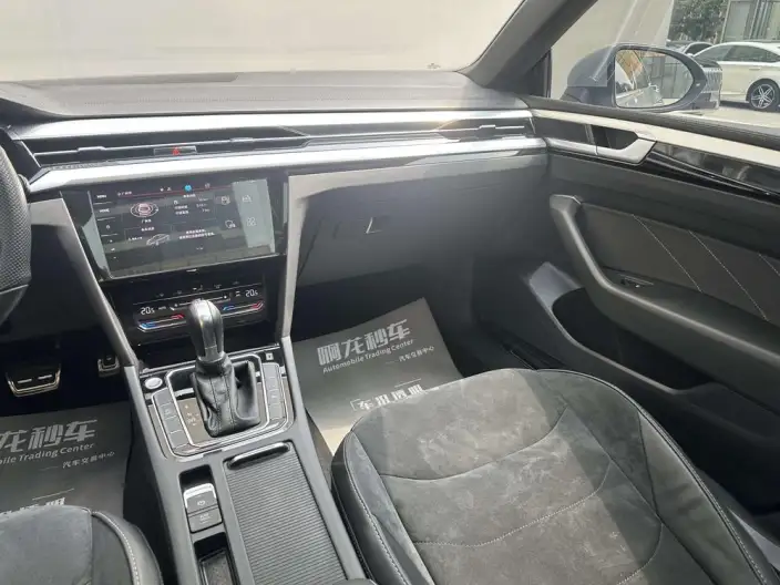 Volkswagen CC 2023 Model 330TSI Dazzling version – фото 7