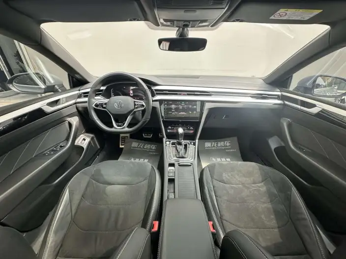 Volkswagen CC 2023 Model 330TSI Dazzling version – фото 8