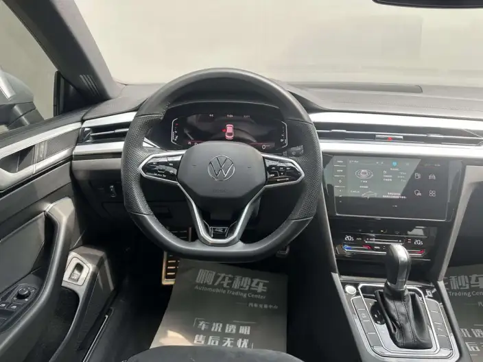 Volkswagen CC 2023 Model 330TSI Dazzling version – фото 9