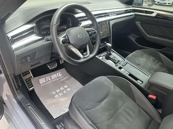 Volkswagen CC 2023 Model 330TSI Dazzling version – фото 10