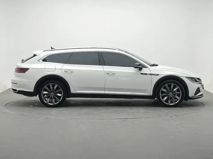 Volkswagen CC 2024 Model Hunting vehicle 380TSI Hunting Heart Edition – фото 8