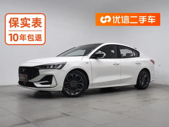 Ford Focus 2022 Model Sedan EcoBoost 180 Automatic ST Line