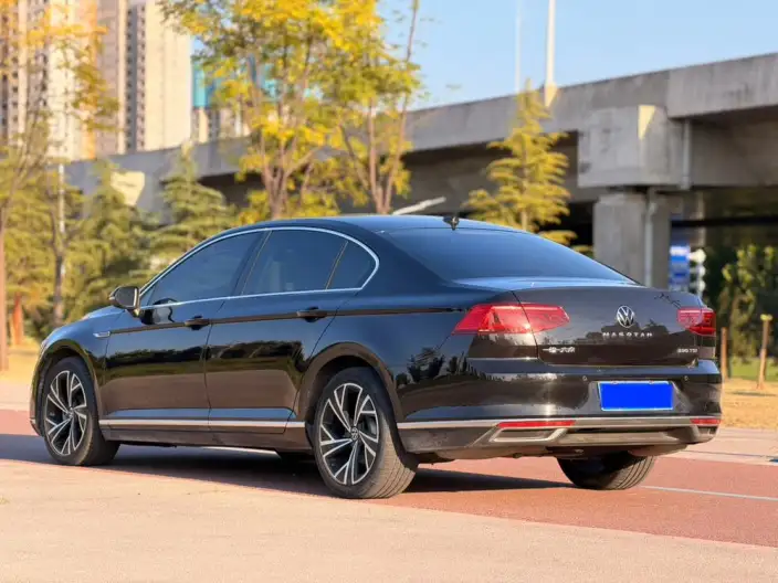 Volkswagen Magotan 2021 Model 330TSI DSG 30th Anniversary Memorial Edition – фото 5