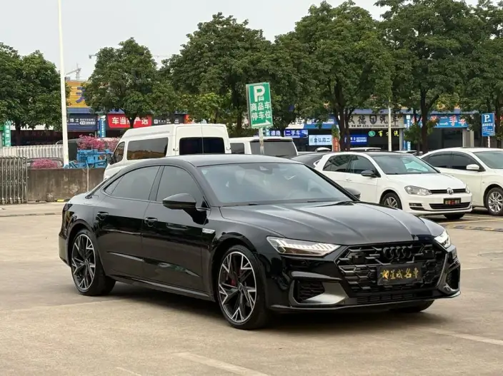 Audi A7 L 2024 Model 45 TFSI quattro Black Samurai Edition – фото 3