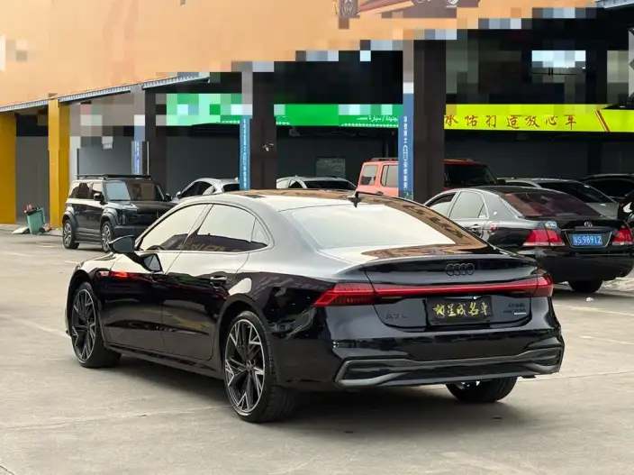 Audi A7 L 2024 Model 45 TFSI quattro Black Samurai Edition – фото 4