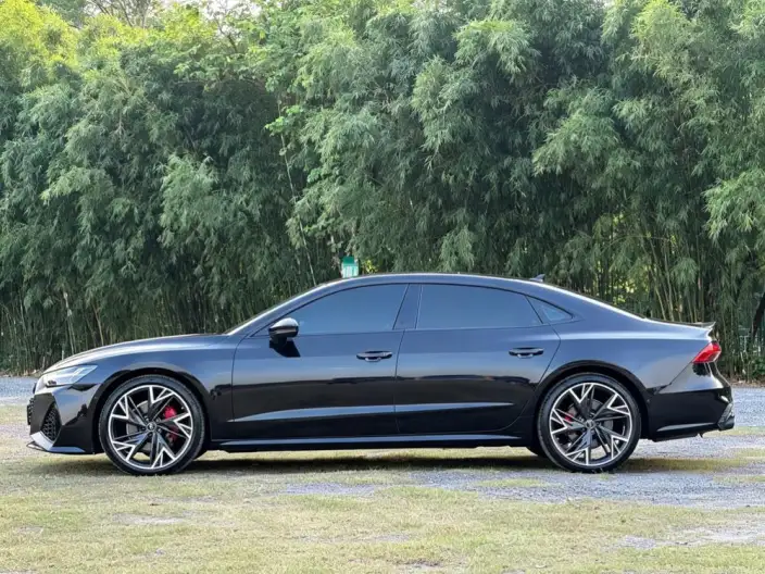 Audi A7 L 2024 Model 45 TFSI quattro Black Samurai Edition – фото 4