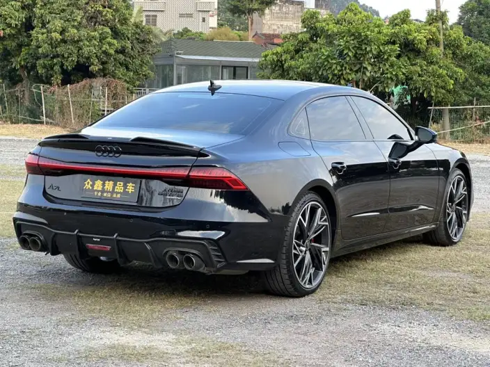 Audi A7 L 2024 Model 45 TFSI quattro Black Samurai Edition – фото 7