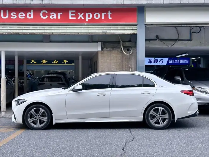 Mercedes-Benz C-Class 2022 Model Facelift C 200 L Sports Edition – фото 3