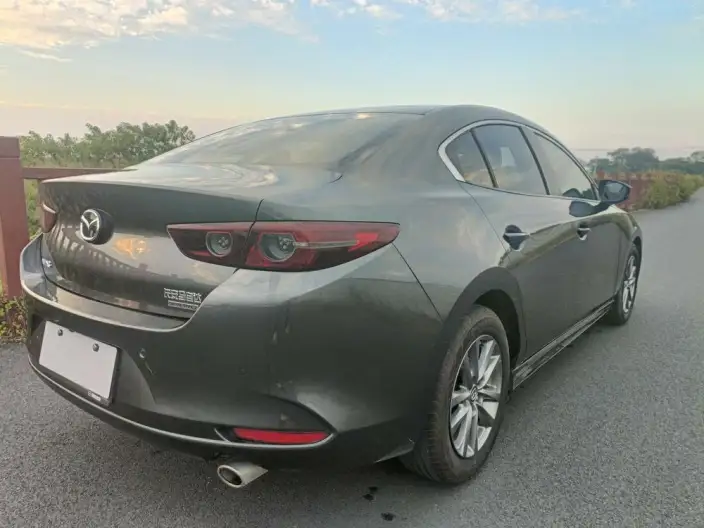 Mazda3 Axela 2020 Model 1.5L Automatic Zhi Model Edition – фото 5