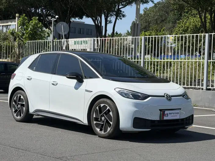Volkswagen ID.3 2023 Model L Class Model Pure Smart Edition – фото 3