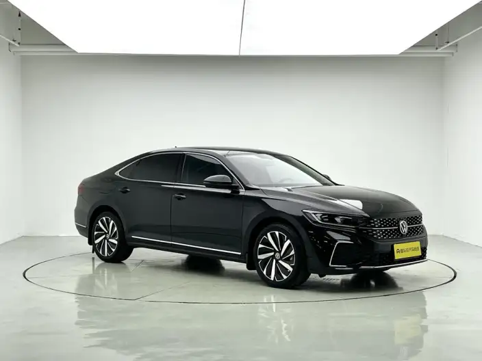 Volkswagen Passat 2022 Model 330TSI Starry sky Elite Edition – фото 3