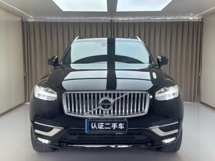 Volvo XC90 2024 Model B6 Smart Elegance Deluxe Edition 7 seat – фото 2