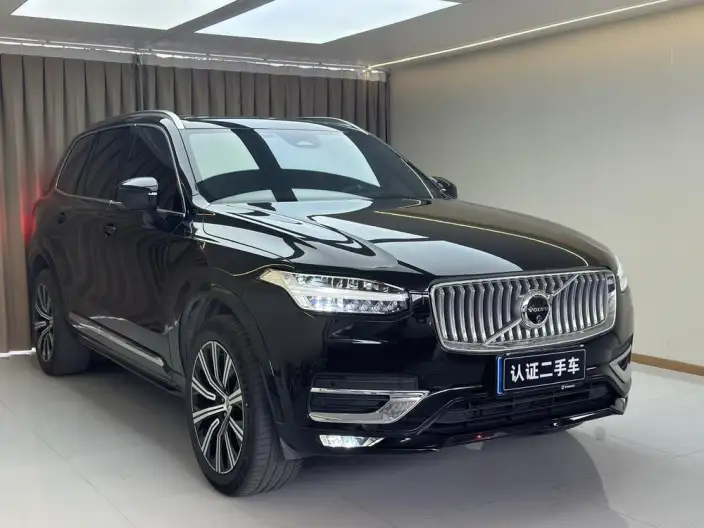 Volvo XC90 2024 Model B6 Smart Elegance Deluxe Edition 7 seat – фото 3