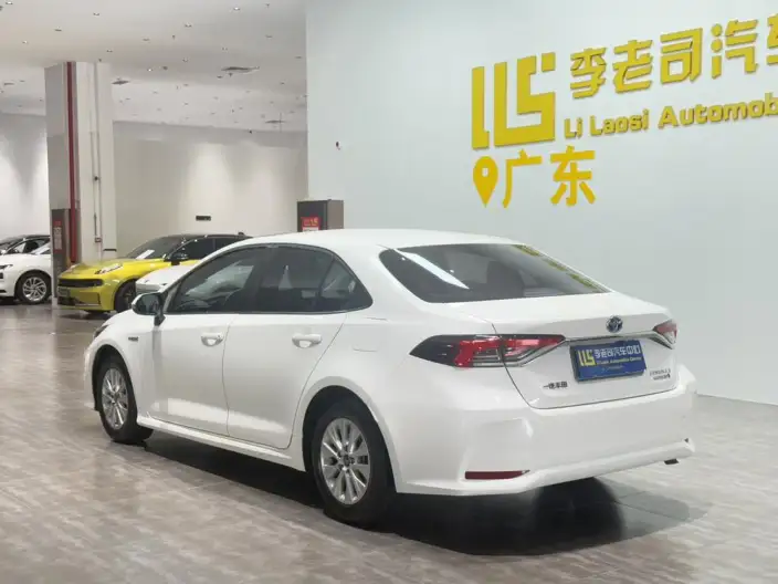 Toyota Corolla 2023 Model Intelligent Hybrid 1.8L E-CVT Pioneer Edition – фото 5