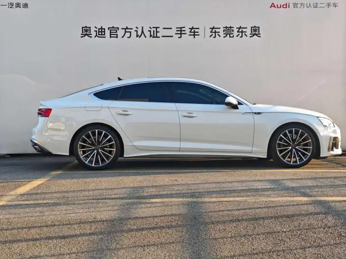 Audi A5 2023 Model Sportback 40 TFSI quattro Luxury Dynamic Model – фото 5